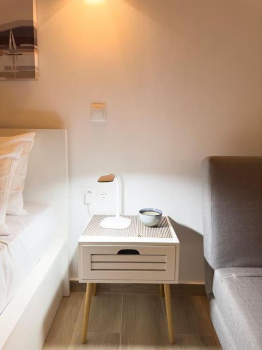 Petite Retreat In Kolonaki, Athens /Netflix Apartment ภายนอก รูปภาพ